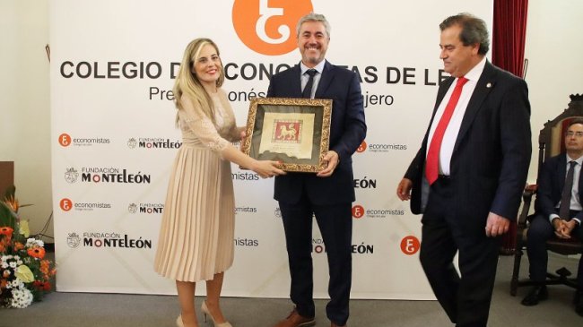 Entrega Premio Leonés en el Extranjero